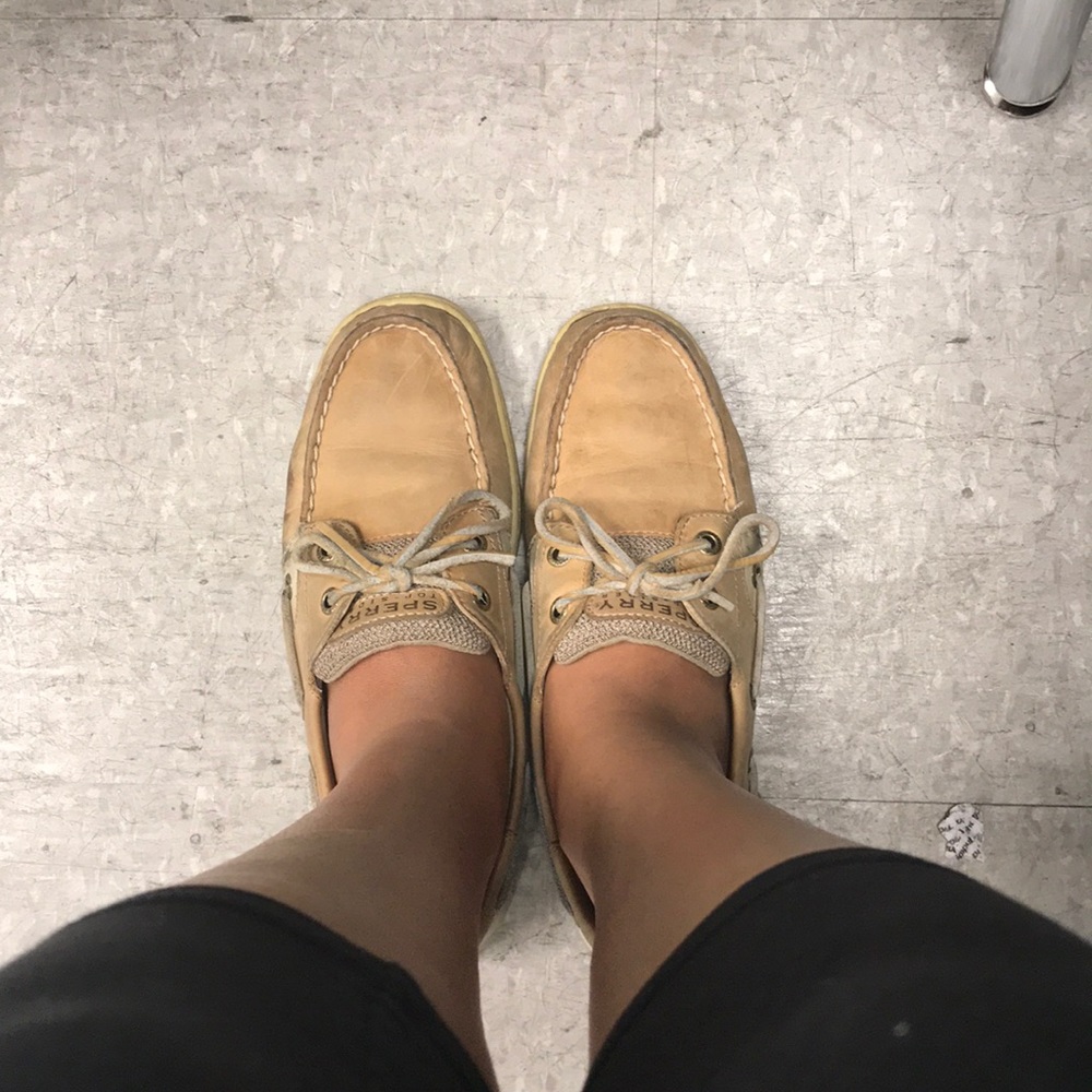 women’s sperrys